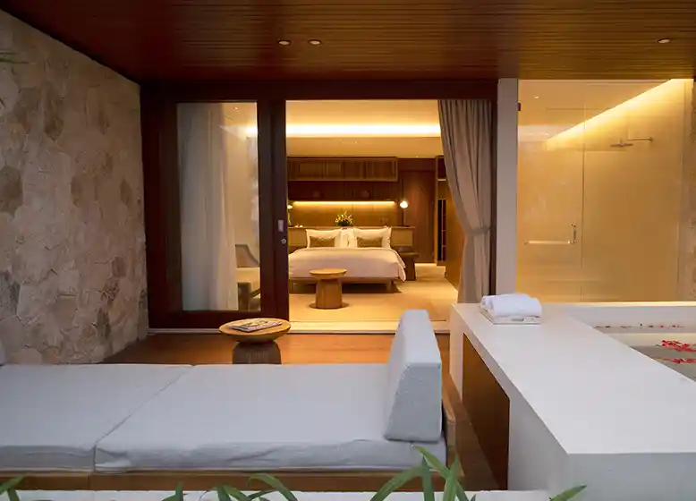 image of jacuzzi-suite-ocean-view