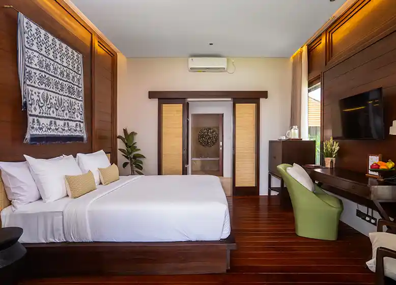 image of deluxe-cabins-garden-view